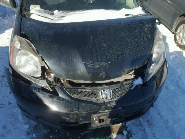 JHMGE8H29AC023568 - 2010 HONDA FIT Черный фото 7
