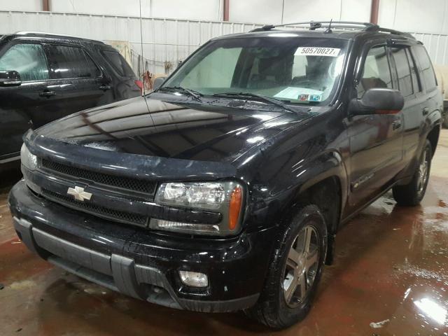 1GNDT13S242212167 - 2004 CHEVROLET TRAILBLAZE BLACK photo 2