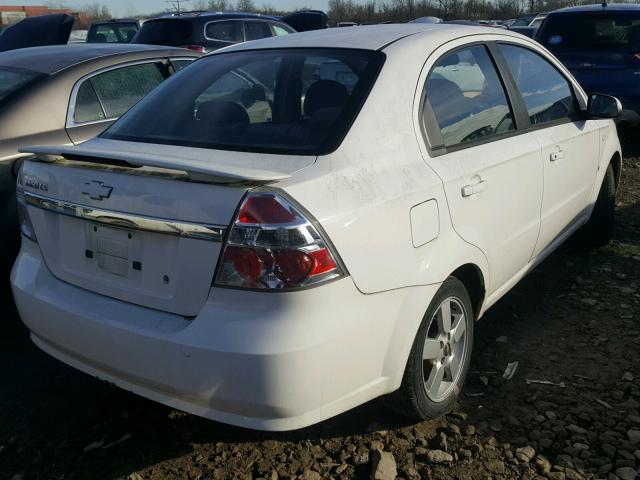 KL1TD56658B084589 - 2008 CHEVROLET AVEO BASE WHITE photo 4