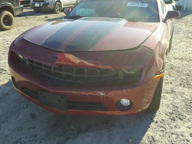 2G1FC1EV1A9228018 - 2010 CHEVROLET CAMARO LT MAROON photo 9