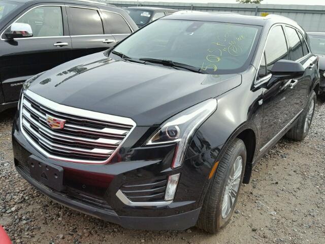 1GYKNCRS8JZ100371 - 2018 CADILLAC XT5 LUXURY BLACK photo 2