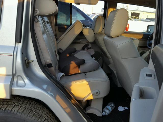1J8HG58246C275873 - 2006 JEEP COMMANDER SILVER photo 6