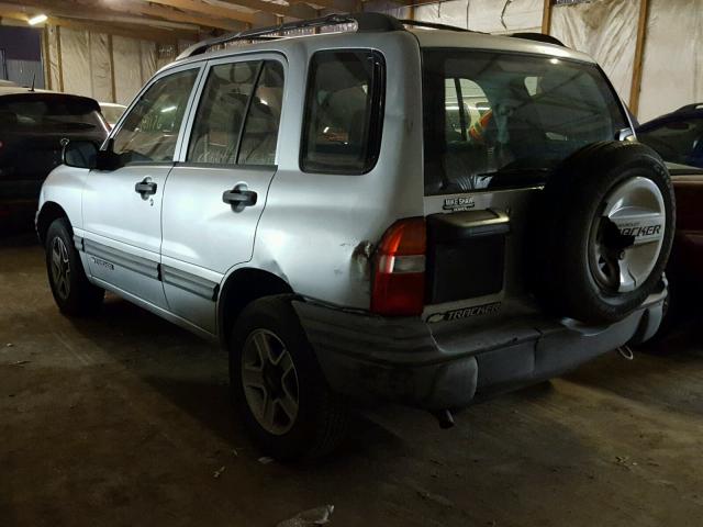 2CNBE13C226911586 - 2002 CHEVROLET TRACKER SILVER photo 3