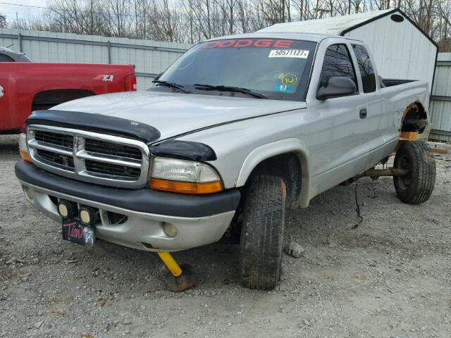 1D7HG32N24S560952 - 2004 DODGE DAKOTA SPO SILVER photo 2