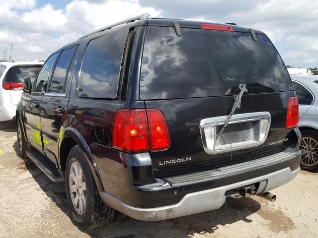 5LMFU27R24LJ21124 - 2004 LINCOLN NAVIGATOR Czarny zdjęcie 3