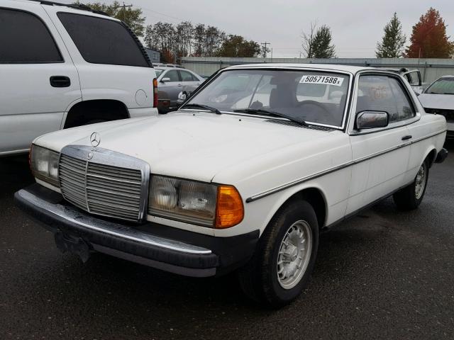 12304310014871 - 1979 MERCEDES-BENZ 230 WHITE photo 2