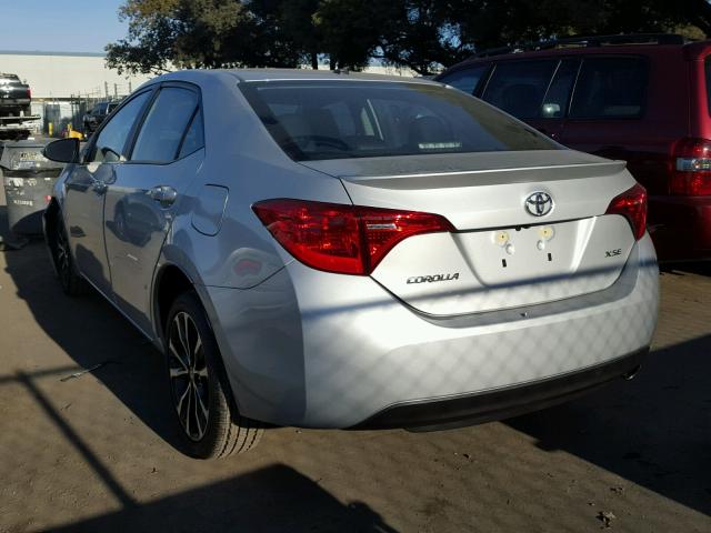 5YFBURHE9HP691791 - 2017 TOYOTA COROLLA L SILVER photo 3