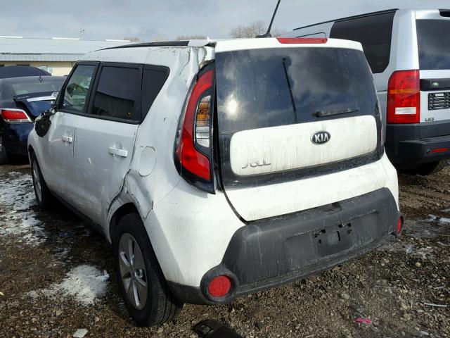 KNDJN2A20G7256691 - 2016 KIA SOUL WHITE photo 3