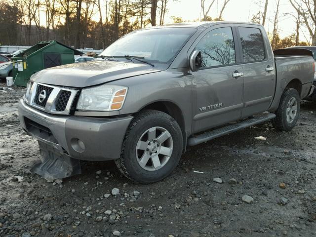 1N6AA07BX6N543597 - 2006 NISSAN TITAN XE GRAY photo 2