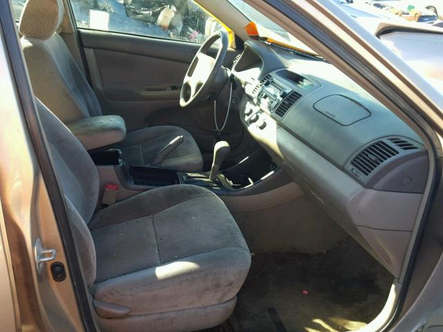 4T1BE32K74U804543 - 2004 TOYOTA CAMRY LE GOLD photo 5