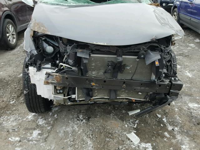 2T3RFREV2GW448129 - 2016 TOYOTA RAV4 XLE GRAY photo 7