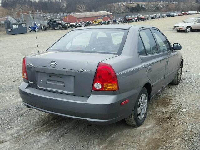 KMHCG45CX3U490443 - 2003 HYUNDAI ACCENT GRAY photo 4