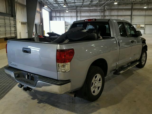 5TFRM5F1XCX036346 - 2012 TOYOTA TUNDRA DOU SILVER photo 4