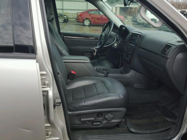 1FMZU75W55ZA32507 - 2005 FORD EXPLORER L SILVER photo 5