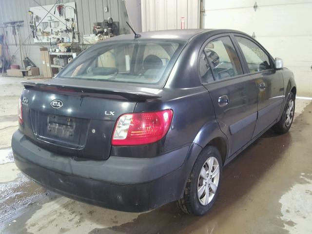 KNADE123886371879 - 2008 KIA RIO BASE BLACK photo 4