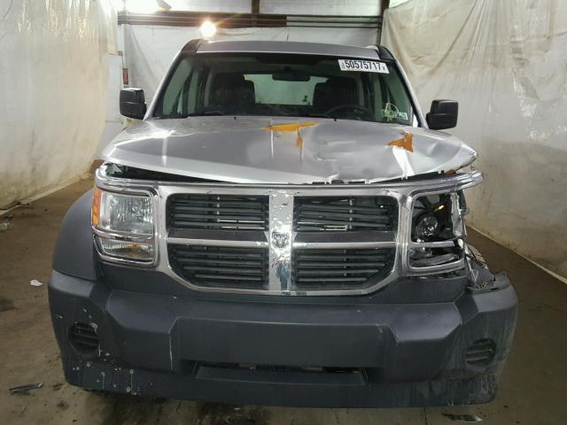 1D8GU28K48W159165 - 2008 DODGE NITRO SXT SILVER photo 9