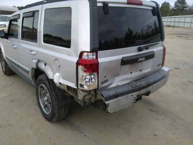 1J8HH48N58C178105 - 2008 JEEP COMMANDER SILVER photo 9