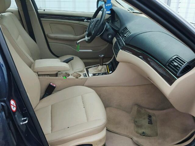 WBAET374X2NH01478 - 2002 BMW 325 I BLUE photo 5