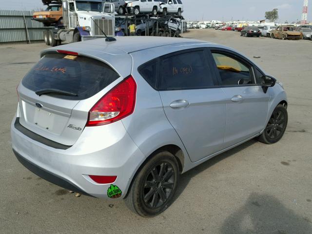 3FADP4EJ3DM120096 - 2013 FORD FIESTA SE SILVER photo 4