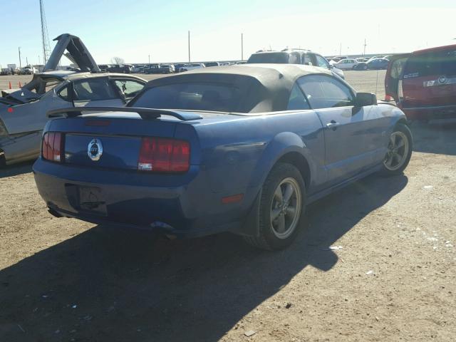 1ZVHT85H765234278 - 2006 FORD MUSTANG GT BLUE photo 4