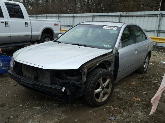 5NPEU46F67H244889 - 2007 HYUNDAI SONATA SILVER photo 2