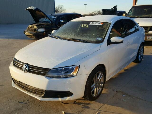 3VWDZ7AJ2BM350184 - 2011 VOLKSWAGEN JETTA SE WHITE photo 2