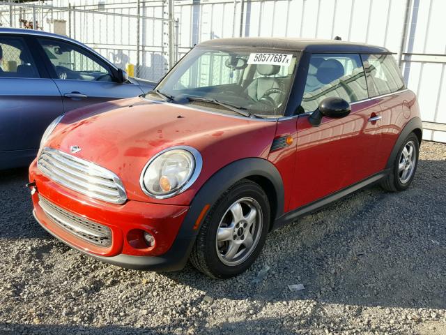 WMWSU3C53BT093892 - 2011 MINI COOPER RED photo 2