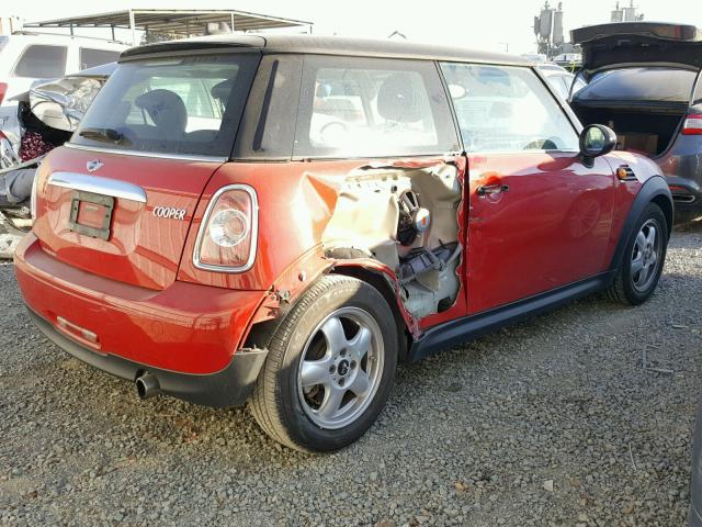 WMWSU3C53BT093892 - 2011 MINI COOPER RED photo 4