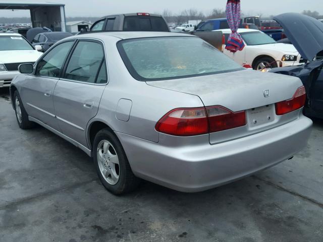 1HGCG565XWA223529 - 1998 HONDA ACCORD EX SILVER photo 3