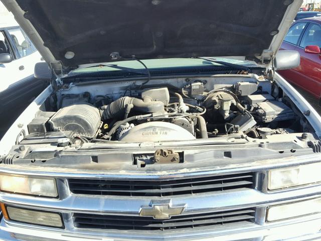 3GNEC16R4XG191878 - 1999 CHEVROLET SUBURBAN C WHITE photo 7