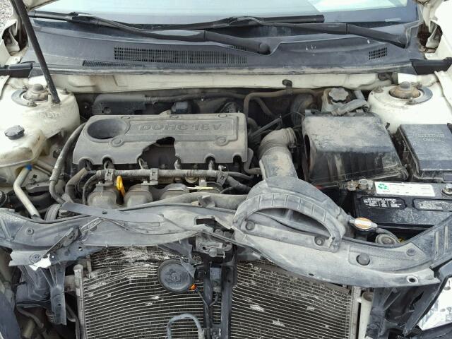 KNAGE228695353323 - 2009 KIA OPTIMA LX WHITE photo 7