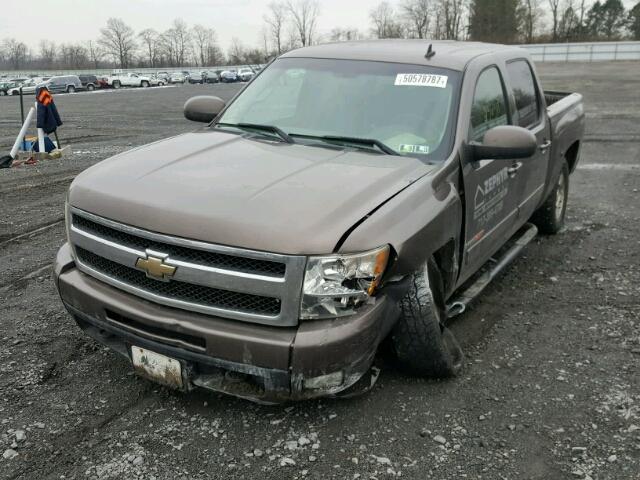 2GCFK13Y081133613 - 2008 CHEVROLET SILVERADO CHARCOAL photo 2