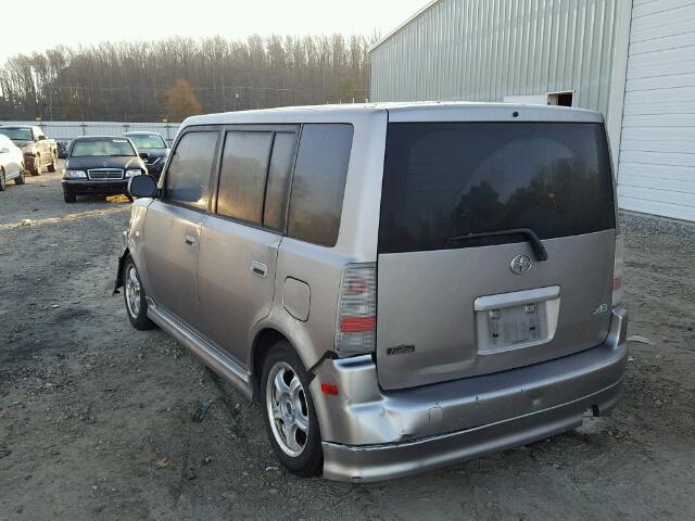 JTLKT324950204826 - 2005 TOYOTA SCION XB SILVER photo 3