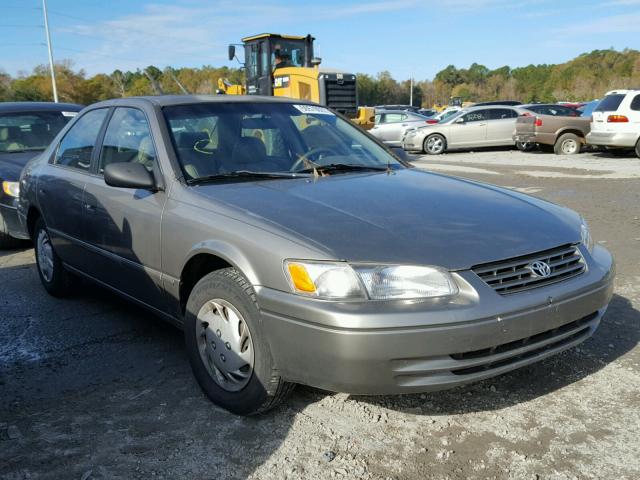 4T1BG22K0VU066087 - 1997 TOYOTA CAMRY CE BEIGE photo 1