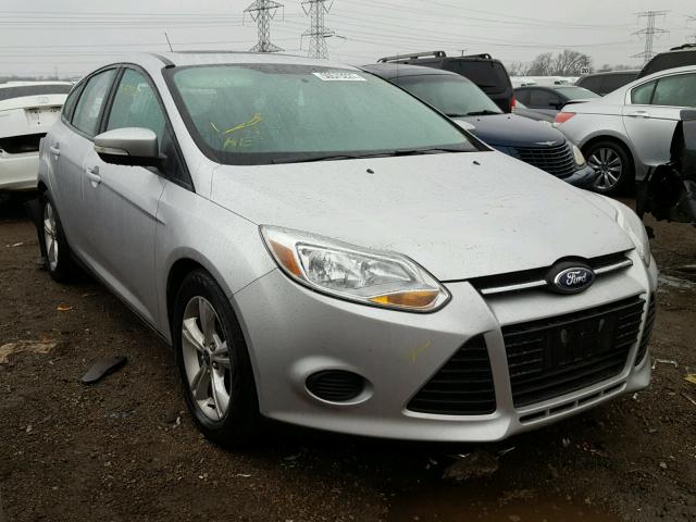 1FADP3K22EL379561 - 2014 FORD FOCUS SE SILVER photo 1