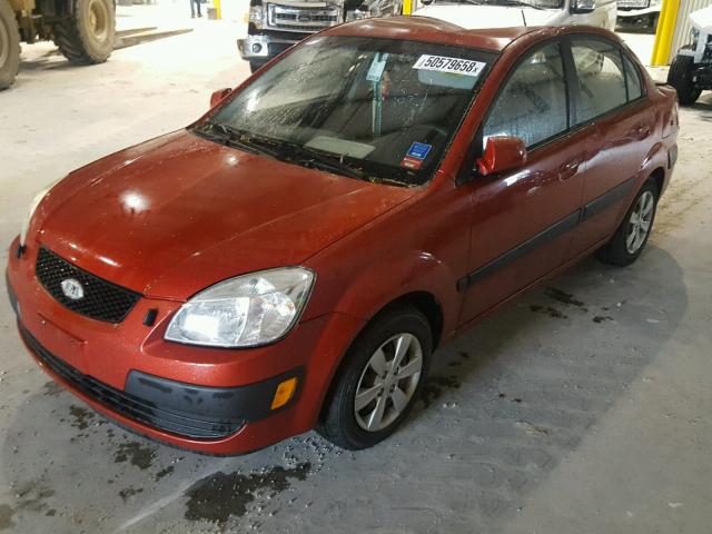 KNADE223396519315 - 2009 KIA RIO BASE RED photo 2