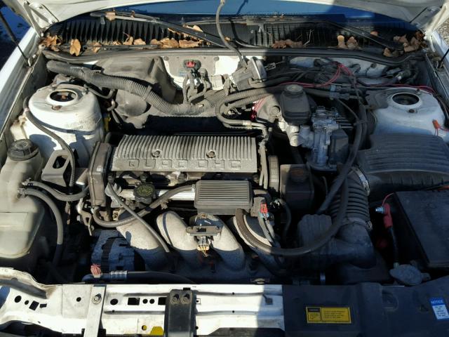 1G4NV5530RC301723 - 1994 BUICK SKYLARK CU WHITE photo 7