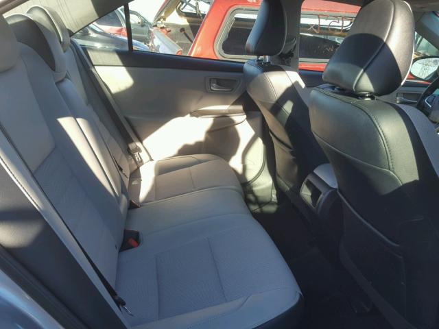4T1BF1FK2GU181025 - 2016 TOYOTA CAMRY LE 银色 照片 6
