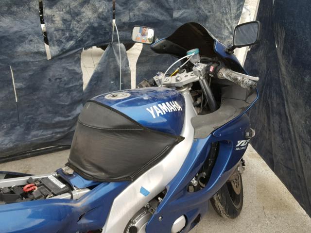 JYA5AHE06YA018580 - 2000 YAMAHA YZF600 R BLUE photo 5