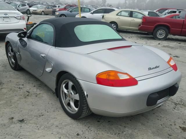 WP0CA29841U624666 - 2001 PORSCHE BOXSTER SILVER photo 3