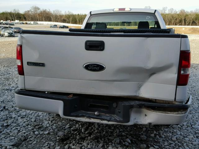 1FTRF122X6NB20698 - 2006 FORD F150 WHITE photo 9