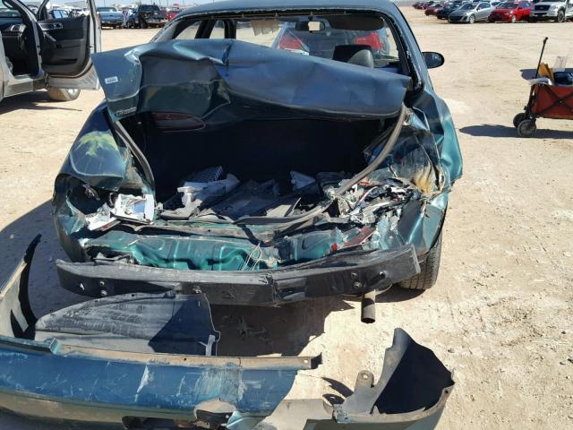 1Y1SK5260TZ031018 - 1996 GEO PRIZM BASE მწვანე ფოტო 9