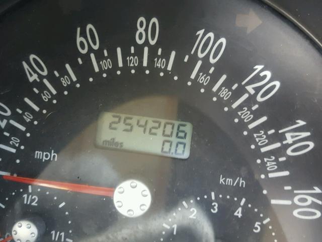 3VWCD21C02M448211 - 2002 VOLKSWAGEN NEW BEETLE 黄色 照片 8