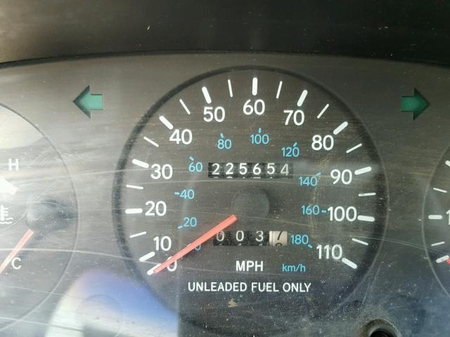 1Y1SK5362PZ009560 - 1993 GEO PRIZM BASE GREEN photo 8