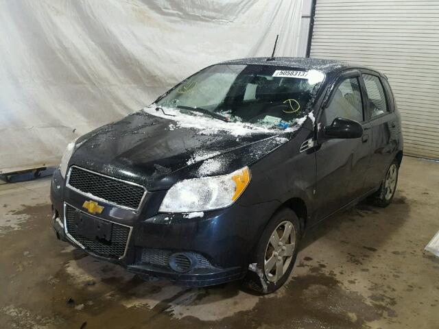 KL1TD66E89B370614 - 2009 CHEVROLET AVEO LS BLACK photo 2