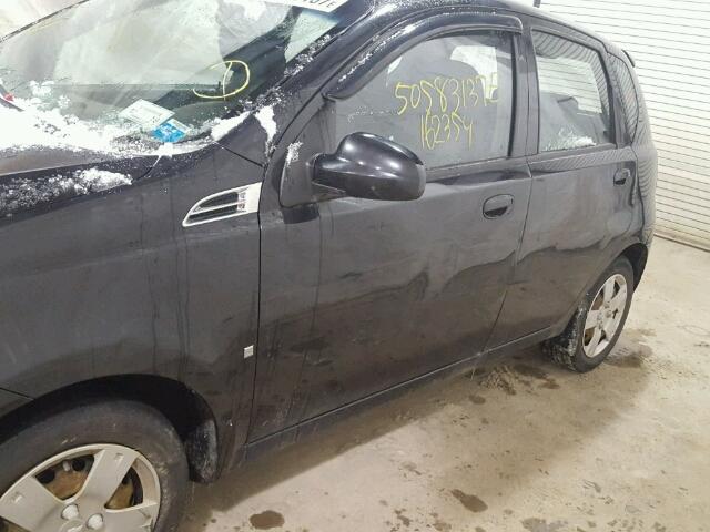 KL1TD66E89B370614 - 2009 CHEVROLET AVEO LS BLACK photo 9