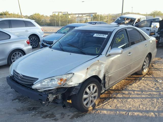 4T1BE30K43U242831 - 2003 TOYOTA CAMRY LE ვერცხლისფერი ფოტო 2