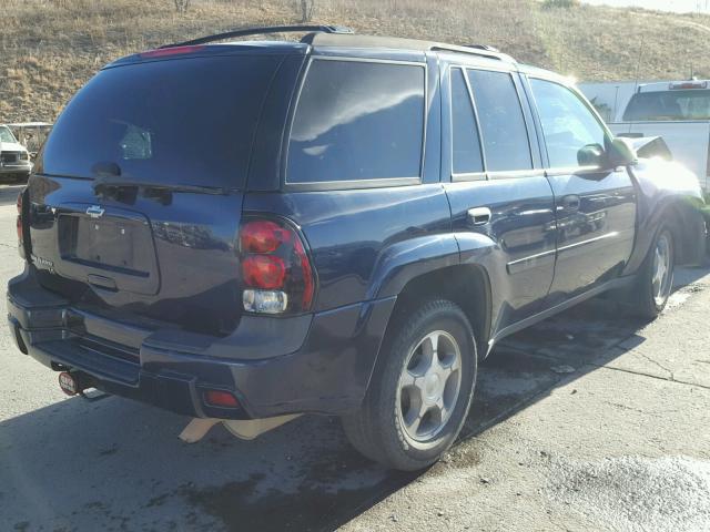 1GNDT13S182229144 - 2008 CHEVROLET TRAILBLAZE BLUE photo 4