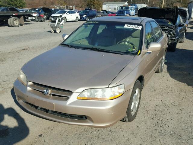 1HGCG1650YA055248 - 2000 HONDA ACCORD EX GOLD photo 2