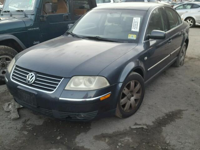 WVWTH63B63P274921 - 2003 VOLKSWAGEN PASSAT GLX 蓝色 照片 2
